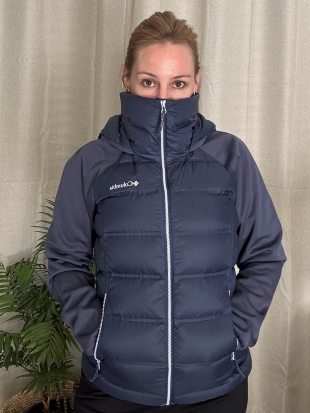 Columbia womens down hooded jacket with fleece sleeves - Picture 2 of 7